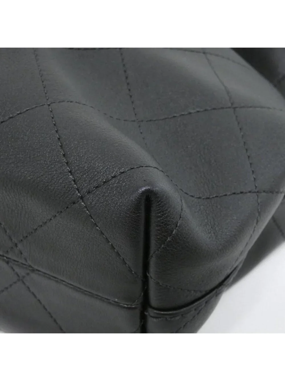 Chanel Shoulder Bag Black